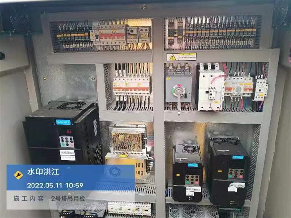 水映洪江項(xiàng)目-塔吊、電梯月檢